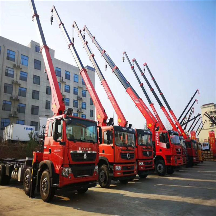 西平租专业吊车电话