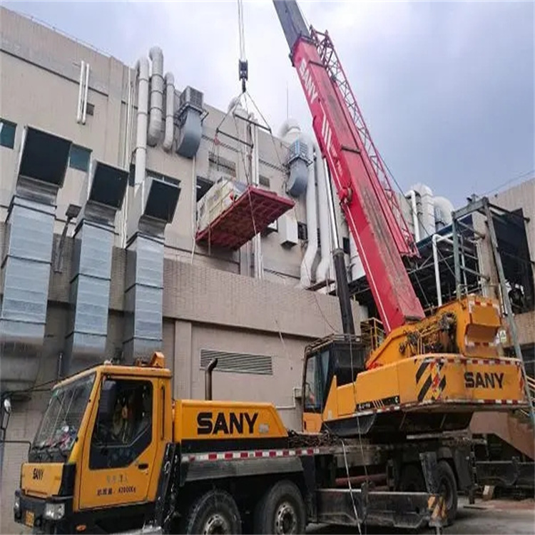 西平租赁大型汽车吊，助力工程项目高效进行