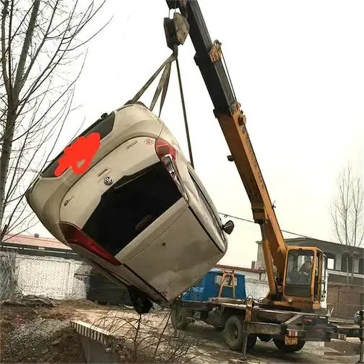 西平随时待命，吊车24小时道路救援服务全解析